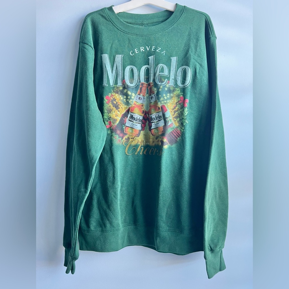 Modelo Men’s Holiday Crewneck Fleece Sweatshirt